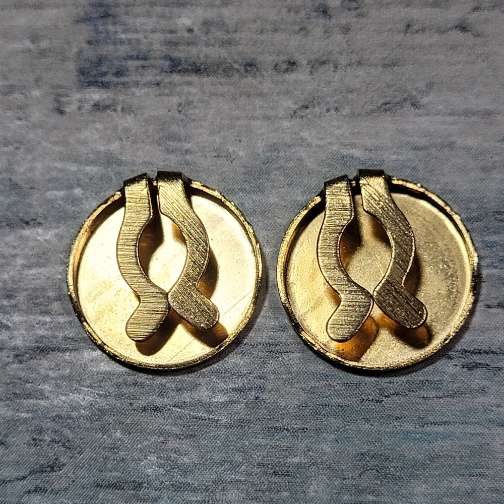 Two Button Covers. - Picture 2 of 5